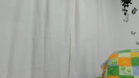 jenniferloveyou online show from December 14, 2:56 am