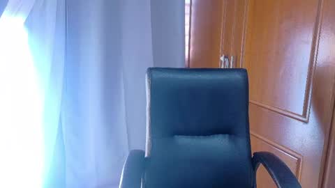 Snapshot of jennifervega1 chatting on April 18, 9:04 pm Jennifer vega online show from April 18, 9:04 pm