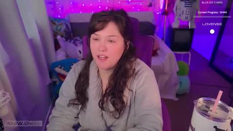 Snapshot of jennkenobi chatting on February 12, 3:18 pm Jenn online show from February 12, 3:18 pm