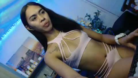 PRETTY JENNY online show from March 14, 8:36 pm