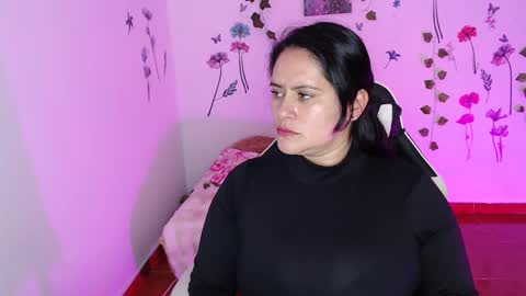 Snapshot of jenny__666 chatting on December 14, 7:40 pm jenny__666 online show from December 14, 7:40 pm