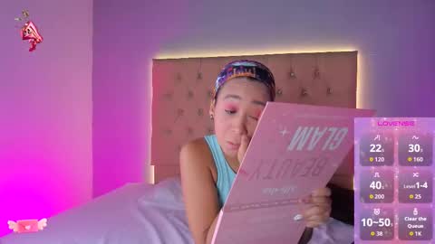 jenny__lawrence online show from February 14, 9:06 am