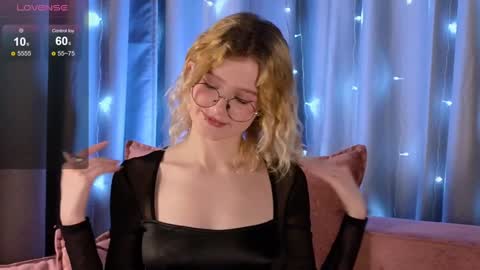 jenny_bunny_ online show from December 8, 7:26 am