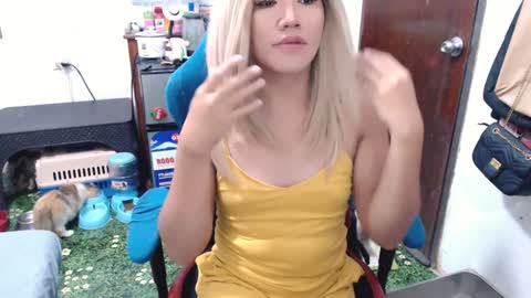 Snapshot of jenny_fromphil chatting on January 11, 6:54 pm Jenny online show from January 11, 6:54 pm