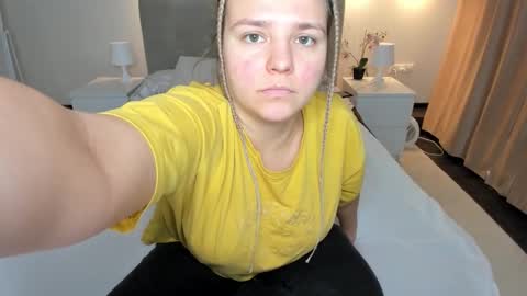 Jenny online show from October 28, 1:42 am