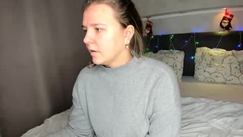 Jenny online show from December 17, 1:22 am