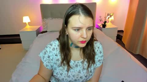 Snapshot of jenny_jimmy chatting on April 3, 9:18 am Jenny online show from April 3, 9:18 am