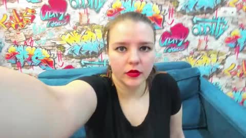 Snapshot of jenny_jimmy chatting on April 7, 9:21 am Jenny online show from April 7, 9:21 am