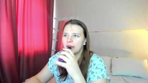 Snapshot of jenny_jimmy chatting on April 13, 9:26 am Jenny online show from April 13, 9:26 am
