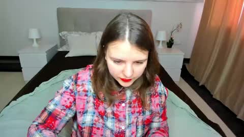 Snapshot of jenny_jimmy chatting on April 20, 9:23 am Jenny online show from April 20, 9:23 am