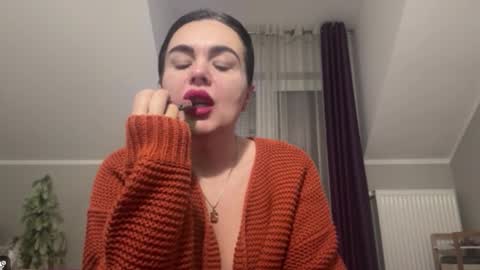 Jenny online show from January 15, 8:08 am