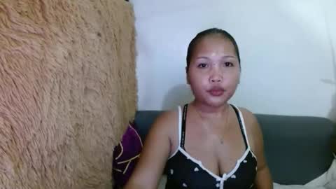 Snapshot of jenny_salvi chatting on October 23, 6:23 am jenny_salvi online show from October 23, 6:23 am