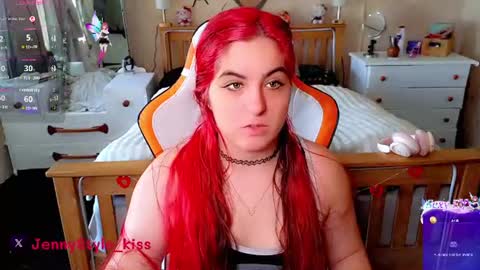 Snapshot of jenny_style chatting on July 11, 10:40 am JennyStyle online show from July 11, 10:40 am