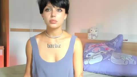 Snapshot of jennymiu chatting on July 17, 11:06 am JennyMiu online show from July 17, 11:06 am