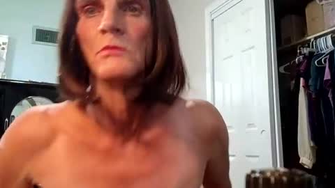 Snapshot of jennywomacks chatting on July 13, 12:46 am jennywomacks online show from July 13, 12:46 am