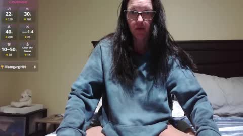 Snapshot of jenroses82 chatting on June 27, 1:10 am jenroses82 online show from June 27, 1:10 am