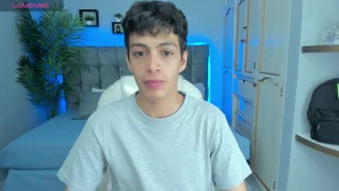  JEREMIAS  online show from April 15, 2:51 am