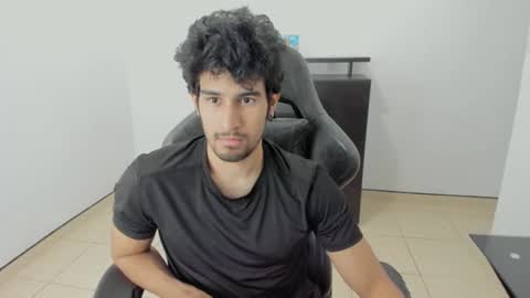 jeremy_colton_hot online show from August 4, 9:23 am