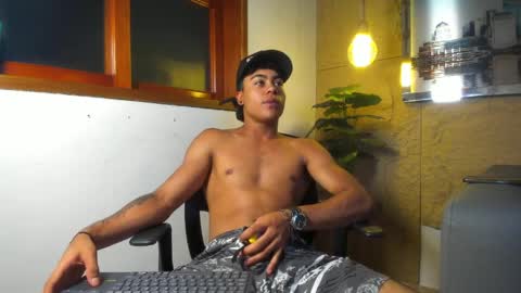 Jeremy online show from April 8, 9:04 pm