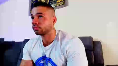 Snapshot of jeremylowe chatting on October 20, 7:03 pm Jeremy Lowe online show from October 20, 7:03 pm