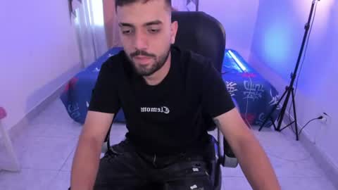 Snapshot of jeremyy_boy chatting on July 28, 11:17 am Jeremy online show from July 28, 11:17 am