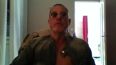 jerflor online show from October 1, 11:16 am