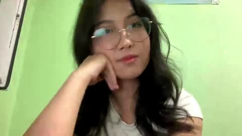 Luna online show from May 6, 4:34 pm