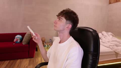 Jerry  online show from February 19, 5:53 pm