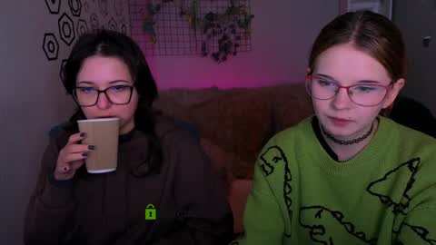 Jerry online show from April 7, 1:33 pm