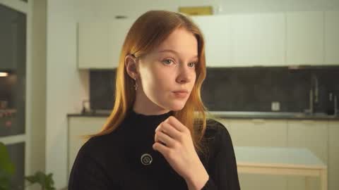 Molly online show from October 31, 3:13 pm