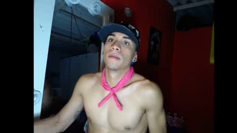 Snapshot of jersiherberth chatting on December 17, 12:38 am jersiherberth online show from December 17, 12:38 am