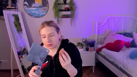 jes_solar online show from October 7, 12:02 pm