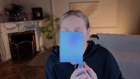 jes_solar online show from November 19, 10:10 pm