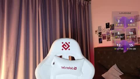 jesica_moon_peachy online show from November 7, 1:38 am