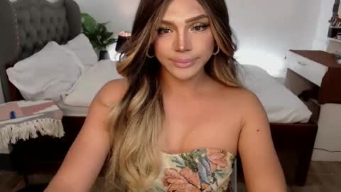 Snapshot of jesie_hot69 chatting on January 21, 5:30 pm jesie_hot69 online show from January 21, 5:30 pm