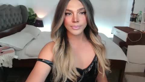 jesie_hot69 online show from February 19, 9:28 am