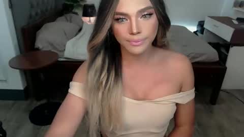 jesie_hot69 online show from April 16, 5:52 am