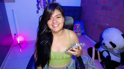 Snapshot of jesiica_bunny chatting on June 2, 9:28 pm Jessi online show from June 2, 9:28 pm