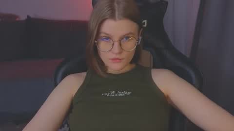  JessieVibes online show from February 8, 3:37 pm