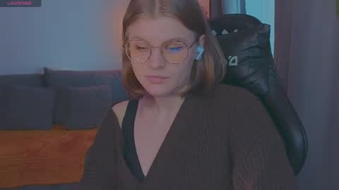  JessieVibes online show from March 28, 2:38 pm