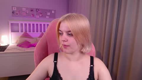 Jess online show from September 19, 7:43 am