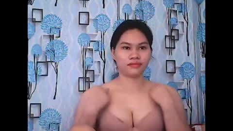 Snapshot of jessa_21 chatting on January 6, 12:14 am jessa_21 online show from January 6, 12:14 am