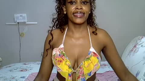 jessajoyy online show from June 18, 8:03 am