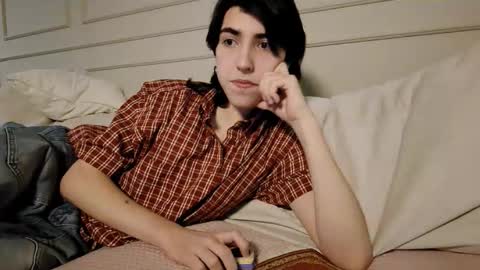 Snapshot of jesse_estrella chatting on October 10, 7:13 pm Jesee Estrella online show from October 10, 7:13 pm
