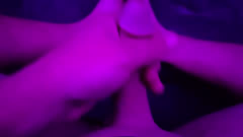 jesseboyy online show from November 2, 3:53 am