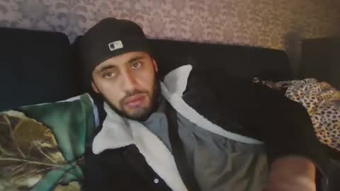 Angel  Demon online show from December 5, 8:27 pm