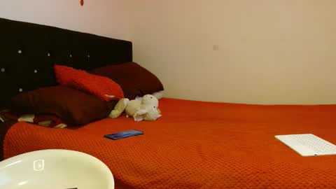 Snapshot of jessexyhot45 chatting on February 14, 6:54 am jessexyhot45 online show from February 14, 6:54 am