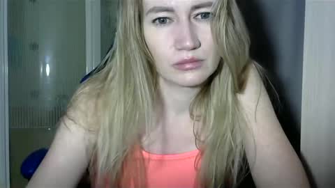 JessFox1 online show from January 8, 9:55 pm