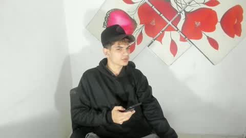 jesshot_bigcock online show from April 2, 2:15 pm