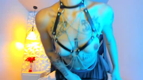 jessi_lemus online show from February 8, 8:42 pm